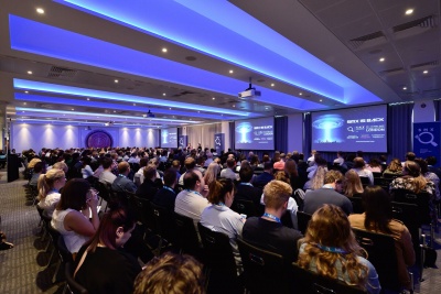 attendees in hall at smx london 2018 conference